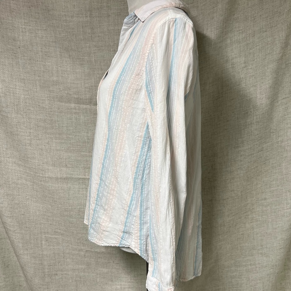 Bella dahl button down - Picture 2 of 5